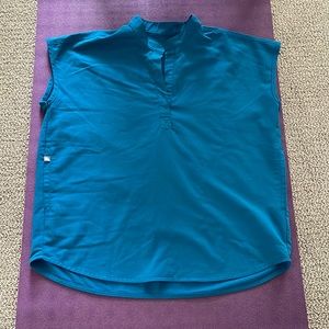 Figs Rafaela scrub top S in Alps blue